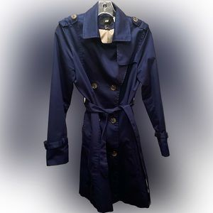H&M lined women’s mid-length trench Size 8.